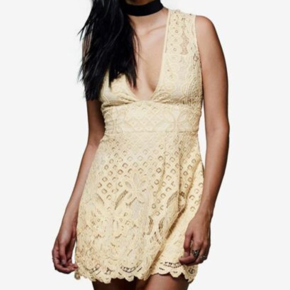 Free People Size 6 Cream Dress